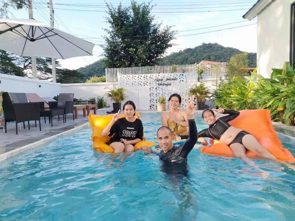 Sleep Private Khaoyai Villa Mu Si Eksteriør bilde